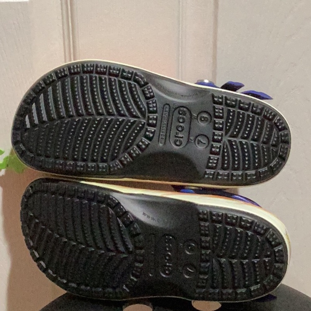 CROCS Dragon Ball Z Classic Clogs - Size 9 - Picture 7 of 9